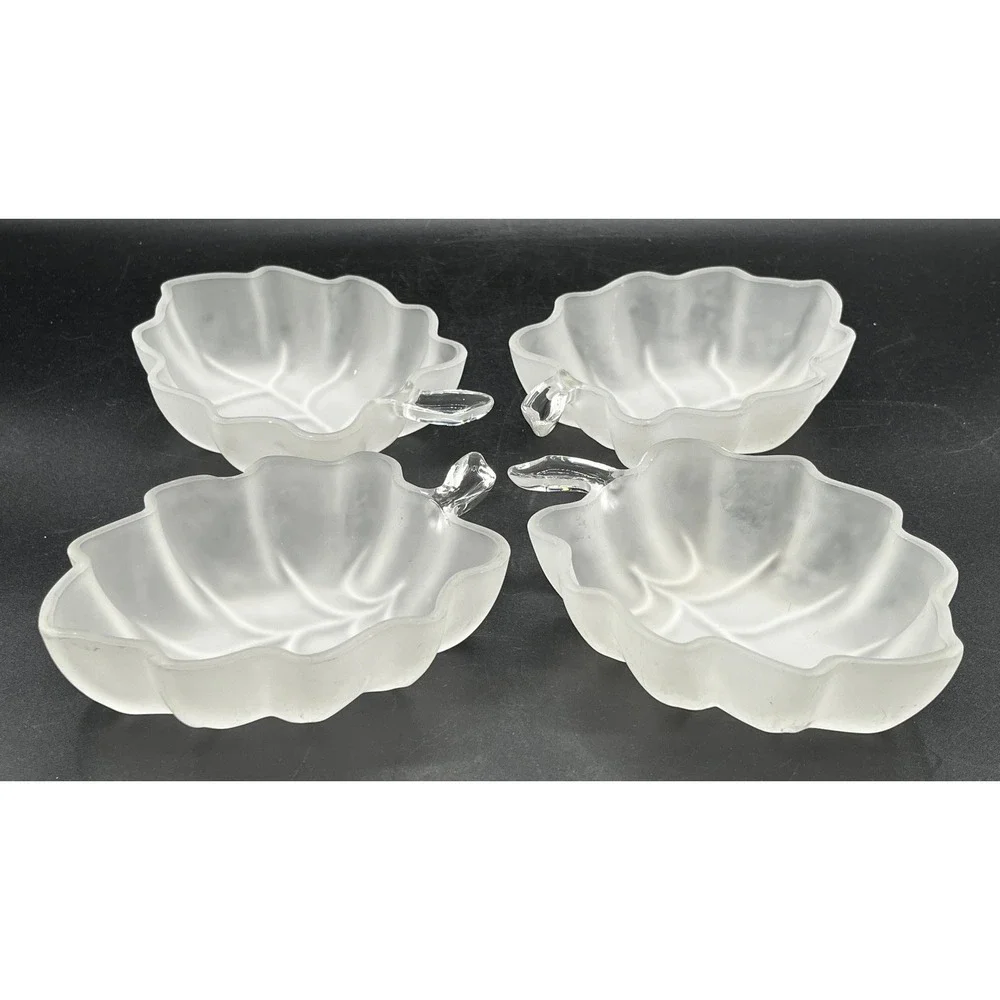 Vtg Frosted Glass Leaf Bowls Set of 4 Autumn Harvest Candy Nut Dishes 6